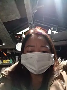 Snapshot of Yellow-pink chatting on 03/26/26, 12:06 Yellow-pink online show from 03/26/26, 12:06