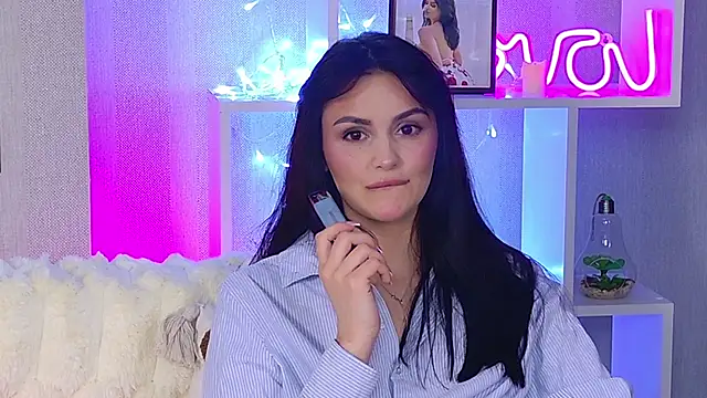 Snapshot of MilaaSweety chatting on 04/03/26, 01:20 MilaaSweety online show from 04/03/26, 01:20