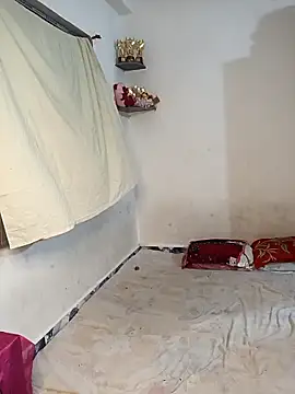 Snapshot of Tanvi_My_Girl chatting on 04/24/26, 01:35 Tanvi My Girl online show from 04/24/26, 01:35