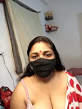 Snapshot of Tanvi_My_Girl chatting on 04/25/26, 02:03 Tanvi My Girl online show from 04/25/26, 02:03