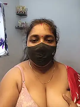 Snapshot of Tanvi_My_Girl chatting on 06/28/26, 04:40 Tanvi My Girl online show from 06/28/26, 04:40