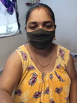 Snapshot of Tanvi_My_Girl chatting on 07/18/26, 04:16 Tanvi My Girl online show from 07/18/26, 04:16