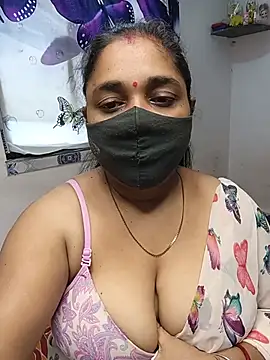 Snapshot of Tanvi_My_Girl chatting on 07/26/26, 04:31 Tanvi My Girl online show from 07/26/26, 04:31