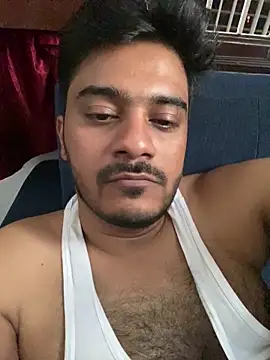 Snapshot of desidesiman chatting on 04/26/26, 07:17 desidesiman online show from 04/26/26, 07:17