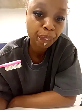 Snapshot of _GoldenRush chatting on 04/04/26, 04:37 GoldenRush online show from 04/04/26, 04:37