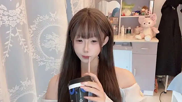 Snapshot of -peony- chatting on 03/31/26, 11:49 -peony- online show from 03/31/26, 11:49