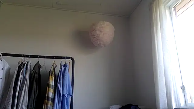 Snapshot of H31H31 chatting on 07/04/26, 05:46 H31H31 online show from 07/04/26, 05:46