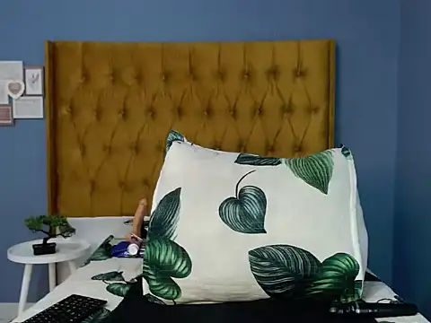 Snapshot of TamaraDee4papi chatting on 03/13/26, 12:34 TamaraDee4papi online show from 03/13/26, 12:34