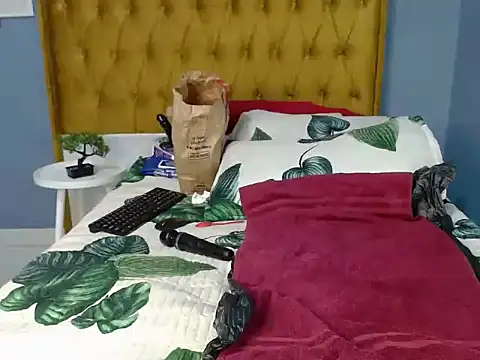 Snapshot of TamaraDee4papi chatting on 03/15/26, 09:10 TamaraDee4papi online show from 03/15/26, 09:10