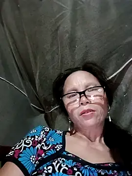 Snapshot of Tina6886 chatting on 04/15/26, 07:58 Tina6886 online show from 04/15/26, 07:58