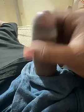 Snapshot of puneBC chatting on 04/10/26, 08:30 puneBC online show from 04/10/26, 08:30