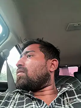 Snapshot of puneBC chatting on 04/18/26, 07:01 puneBC online show from 04/18/26, 07:01