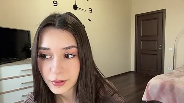 Snapshot of AdeleVelvet chatting on 04/05/26, 09:17 AdeleVelvet online show from 04/05/26, 09:17