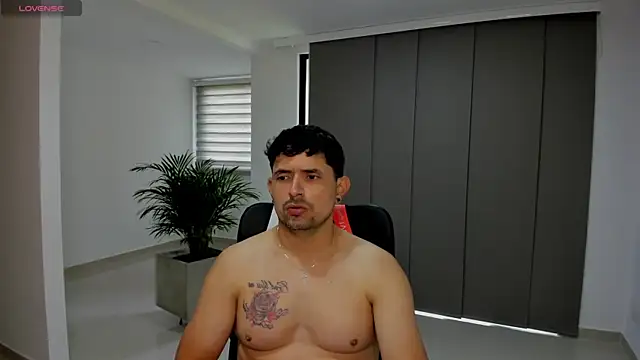 Snapshot of TroyeSavage chatting on 03/13/26, 12:45 TroyeSavage online show from 03/13/26, 12:45