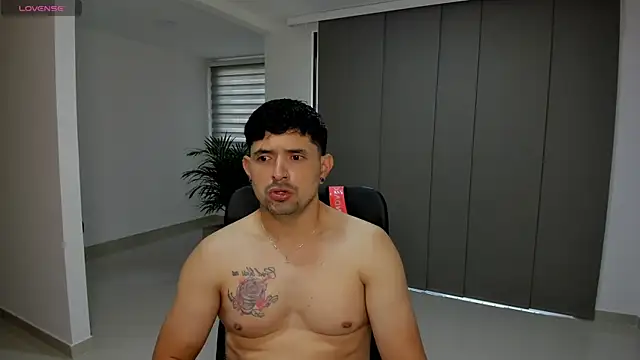 Snapshot of TroyeSavage chatting on 03/17/26, 12:08 TroyeSavage online show from 03/17/26, 12:08