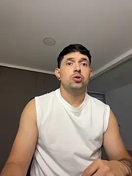 Snapshot of TroyeSavage chatting on 03/26/26, 11:16 TroyeSavage online show from 03/26/26, 11:16