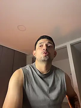 Snapshot of TroyeSavage chatting on 04/06/26, 10:49 TroyeSavage online show from 04/06/26, 10:49