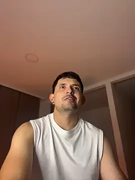 Snapshot of TroyeSavage chatting on 04/20/26, 12:02 TroyeSavage online show from 04/20/26, 12:02