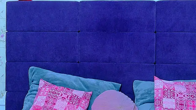 Snapshot of NataliaCroft chatting on 04/23/26, 02:19 NataliaCroft online show from 04/23/26, 02:19