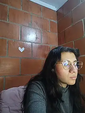 Snapshot of Amanda_x1 chatting on 05/20/26, 07:53 Amanda x1 online show from 05/20/26, 07:53