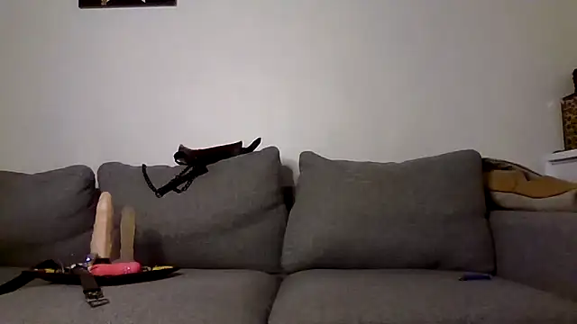 mariaxlovee online show from 04/18/26, 11:49