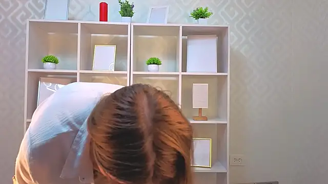 Snapshot of EsterCristofori chatting on 04/25/26, 01:08 EsterCristofori online show from 04/25/26, 01:08