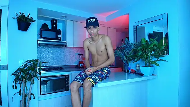 Snapshot of Wild_lovers_ chatting on 04/12/26, 07:41 Wild lovers online show from 04/12/26, 07:41