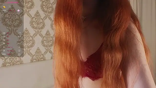 Snapshot of foxy_bloomm chatting on 06/09/26, 03:01 foxy bloomm online show from 06/09/26, 03:01