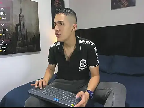 Snapshot of _Alan_Walker_1 chatting on 04/05/26, 05:32 Alan Walker 1 online show from 04/05/26, 05:32