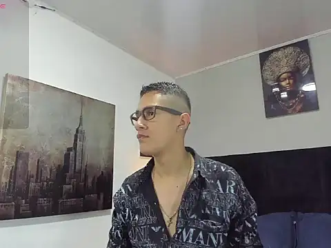 Snapshot of _Alan_Walker_1 chatting on 04/06/26, 02:07 Alan Walker 1 online show from 04/06/26, 02:07