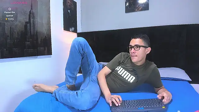 Snapshot of _Alan_Walker_1 chatting on 07/15/26, 03:06 Alan Walker 1 online show from 07/15/26, 03:06