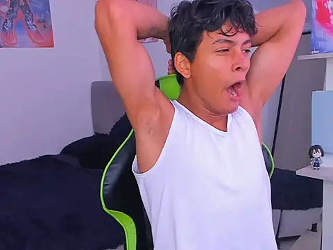 Snapshot of PaulTallx chatting on 03/14/26, 06:02 PaulTallx online show from 03/14/26, 06:02