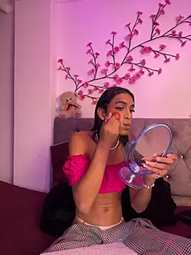 Snapshot of Tentacion_Milly chatting on 04/15/26, 06:20 Tentacion Milly online show from 04/15/26, 06:20