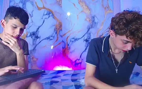 Snapshot of Desire_Boys1 chatting on 03/31/26, 05:57 Desire Boys1 online show from 03/31/26, 05:57