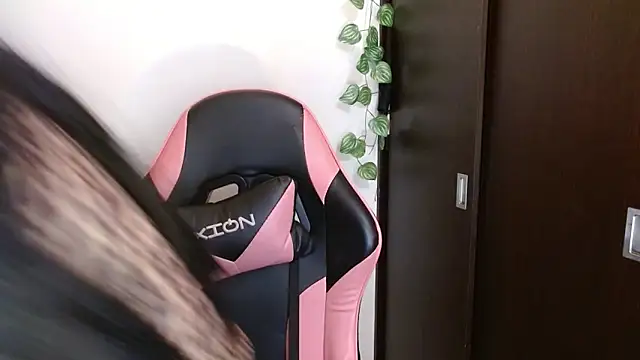 Snapshot of tokiovamp chatting on 03/20/26, 05:12 tokiovamp online show from 03/20/26, 05:12