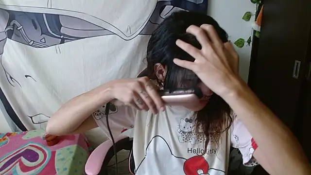 Snapshot of tokiovamp chatting on 04/10/26, 07:18 tokiovamp online show from 04/10/26, 07:18