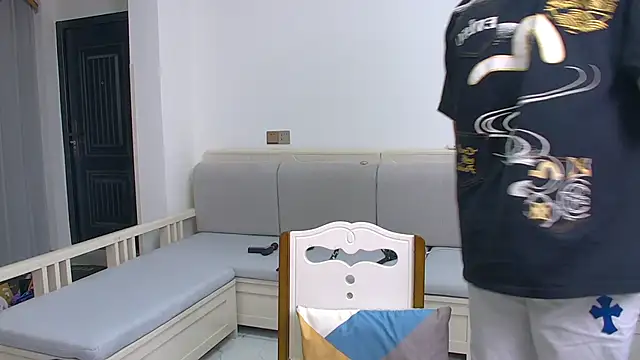 Snapshot of icecream-002 chatting on 03/13/26, 10:22 icecream-002 online show from 03/13/26, 10:22