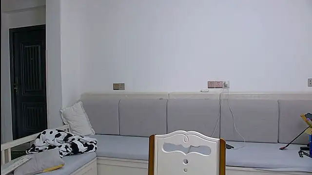 Snapshot of icecream-002 chatting on 03/15/26, 07:14 icecream-002 online show from 03/15/26, 07:14