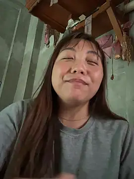 Snapshot of Sumi_pusy chatting on 04/15/26, 12:28 Sumi pusy online show from 04/15/26, 12:28
