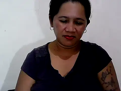 lovelycutiepie2026 online show from 06/27/26, 10:53