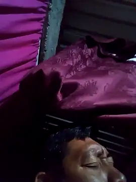 Snapshot of robert234789 chatting on 03/11/26, 04:29 robert234789 online show from 03/11/26, 04:29