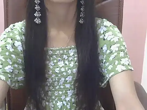 Snapshot of Lovely_Ananta chatting on 03/25/26, 06:03 Lovely Ananta online show from 03/25/26, 06:03