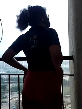 Snapshot of miss_juliya chatting on 03/29/26, 12:43 miss juliya online show from 03/29/26, 12:43