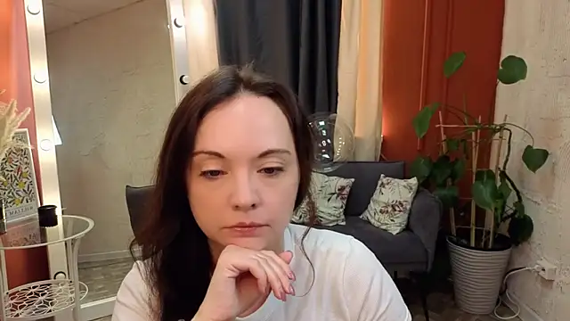 Snapshot of Harmoni_Love chatting on 03/17/26, 04:28 Harmoni Love online show from 03/17/26, 04:28