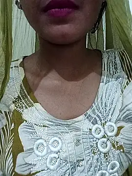 Snapshot of Barbie_Aasnoor chatting on 03/14/26, 04:07 Barbie Aasnoor online show from 03/14/26, 04:07