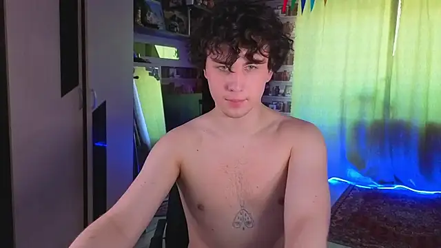 Snapshot of AdrianChill chatting on 03/19/26, 10:19 AdrianChill online show from 03/19/26, 10:19