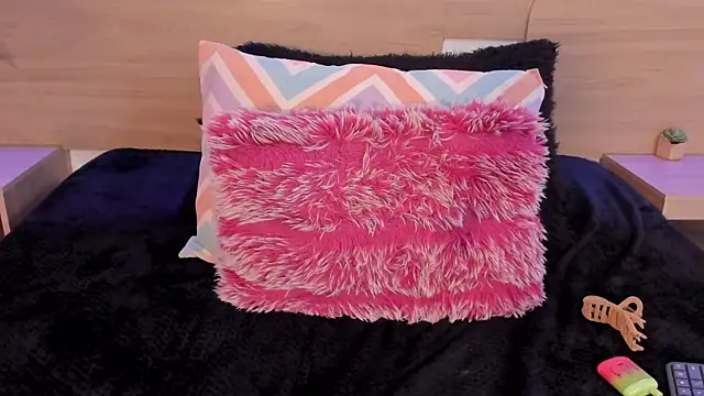 Snapshot of KittyVelve chatting on 04/20/26, 02:20 KittyVelve online show from 04/20/26, 02:20