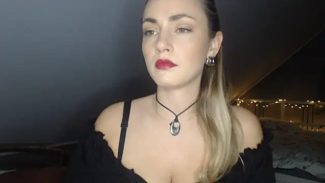 Snapshot of ScarlettSensitive chatting on 06/16/26, 08:11 ScarlettSensitive online show from 06/16/26, 08:11