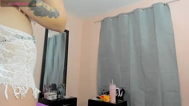 Snapshot of brigitt3 chatting on 04/23/26, 01:46 brigitt3 online show from 04/23/26, 01:46