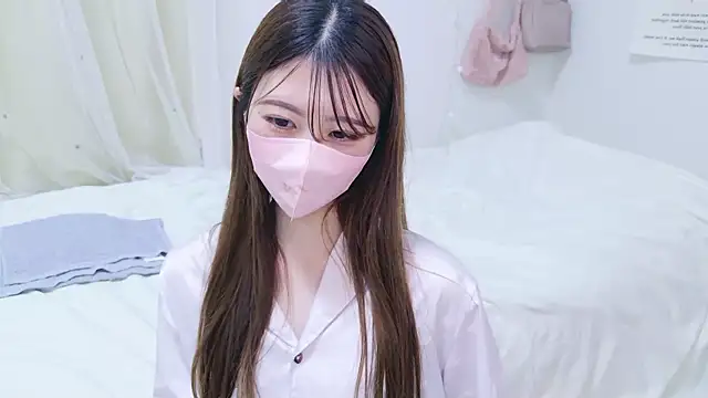 Snapshot of Yua-channel_ chatting on 05/16/26, 12:04 Yua-channel online show from 05/16/26, 12:04